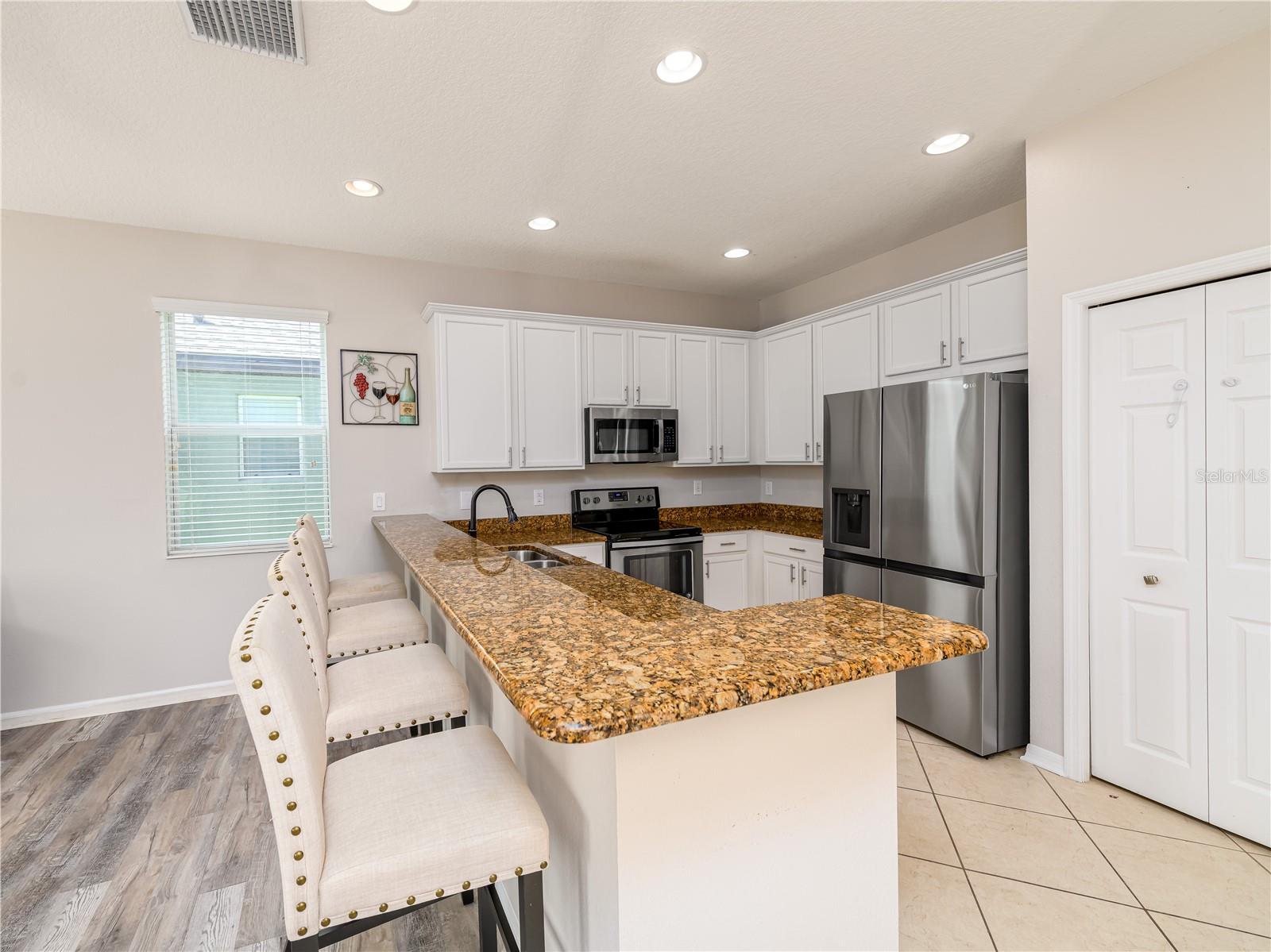 12833 GENEVA GLADE DR — photo 11