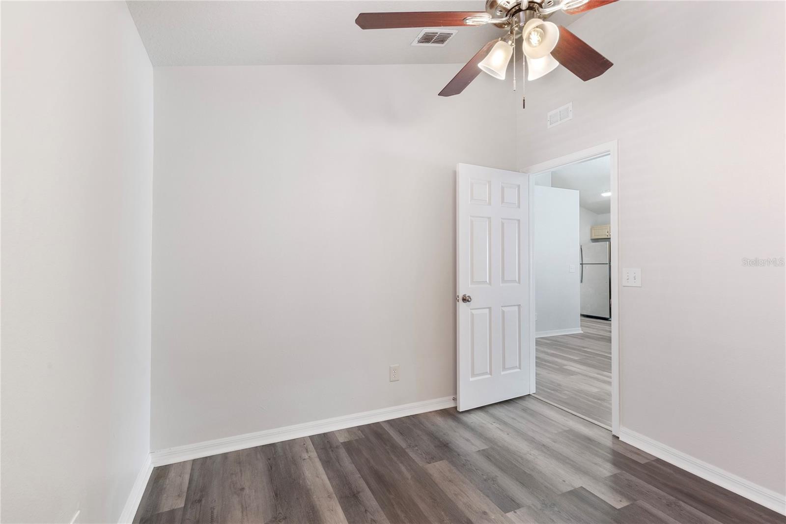 7456 OXFORD GARDEN CIR — photo 15