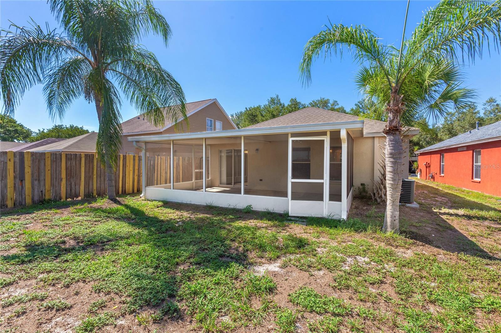 7456 OXFORD GARDEN CIR — photo 23