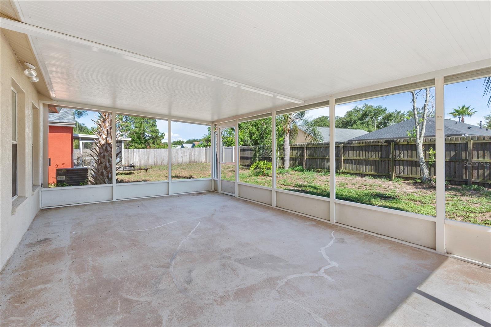 7456 OXFORD GARDEN CIR — photo 20