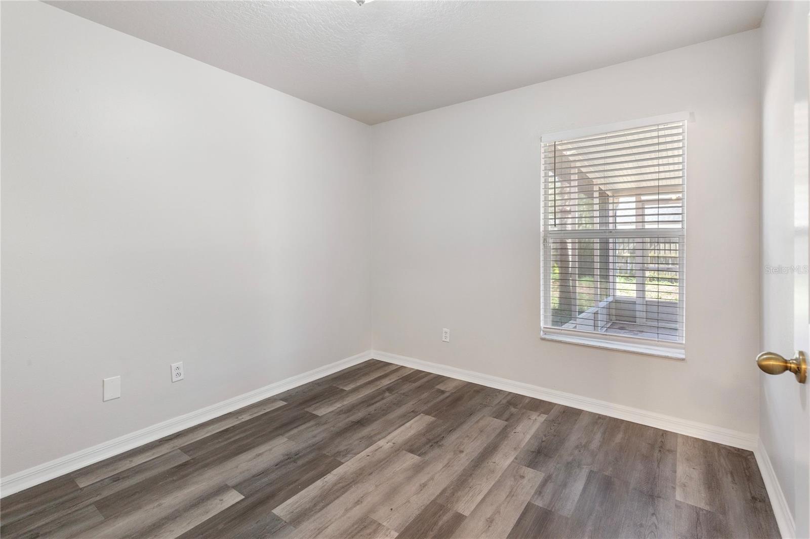 7456 OXFORD GARDEN CIR — photo 9