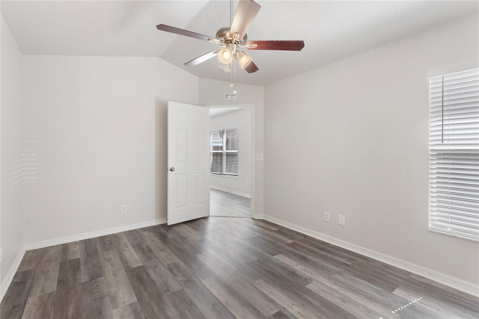 7456 OXFORD GARDEN CIR — photo 17