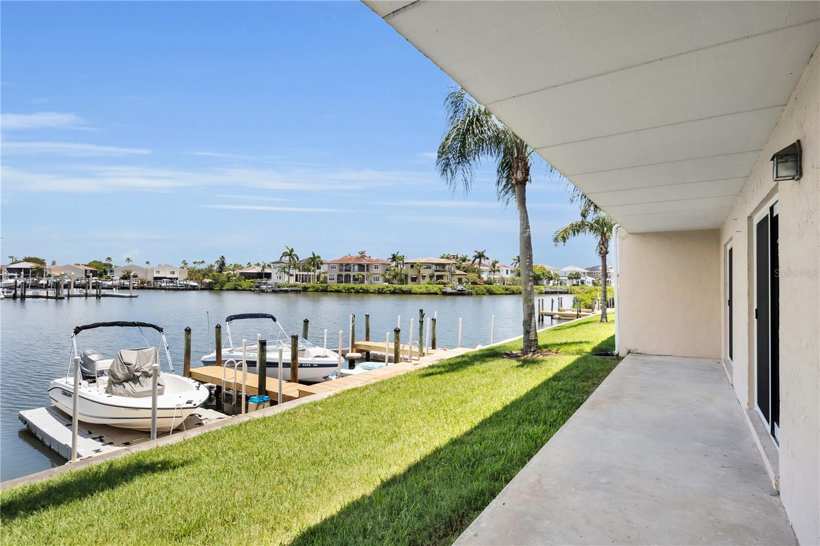 8820 BAY POINTE DR #102 — photo 3