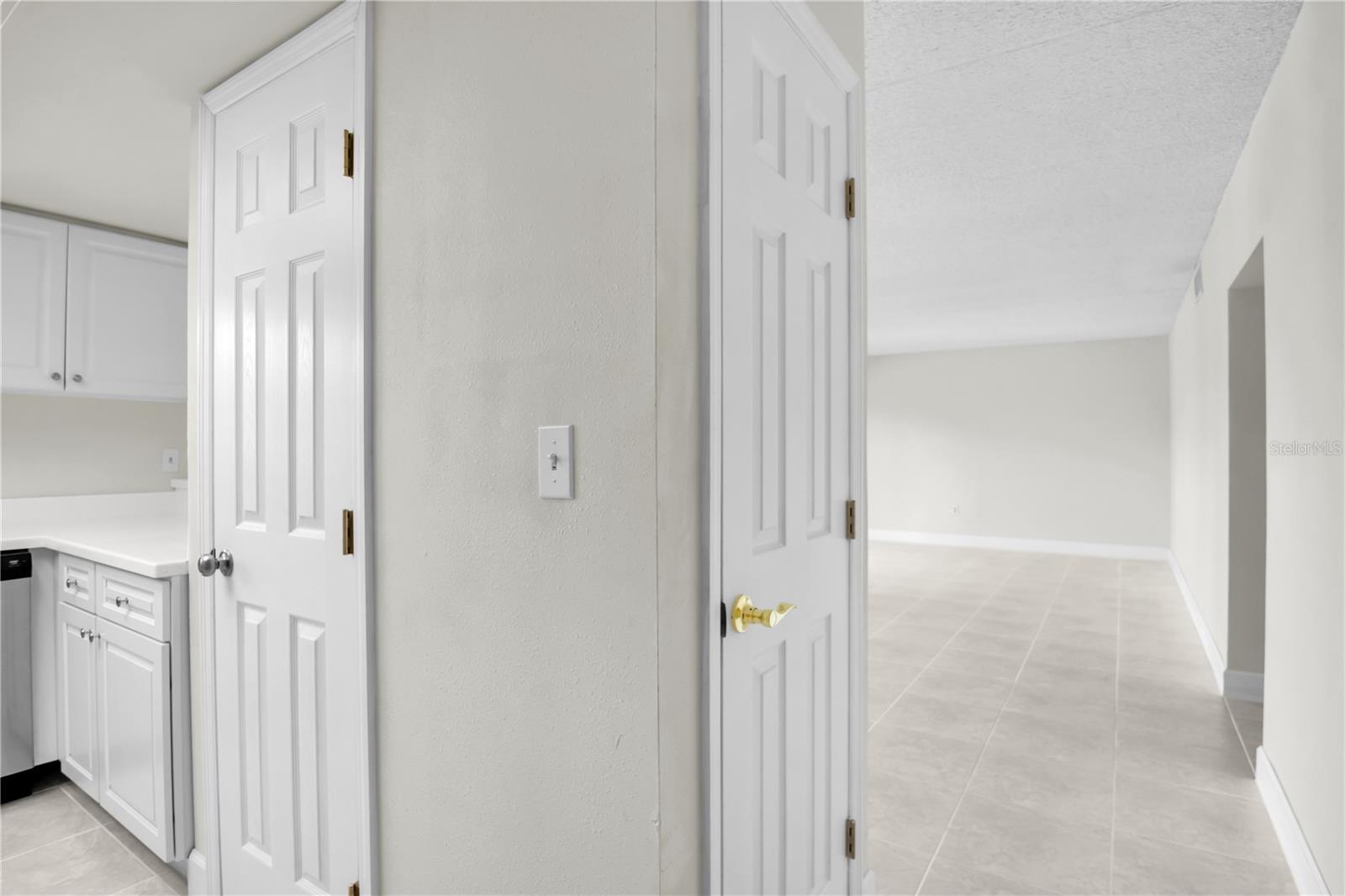 8820 BAY POINTE DR #102 — photo 7