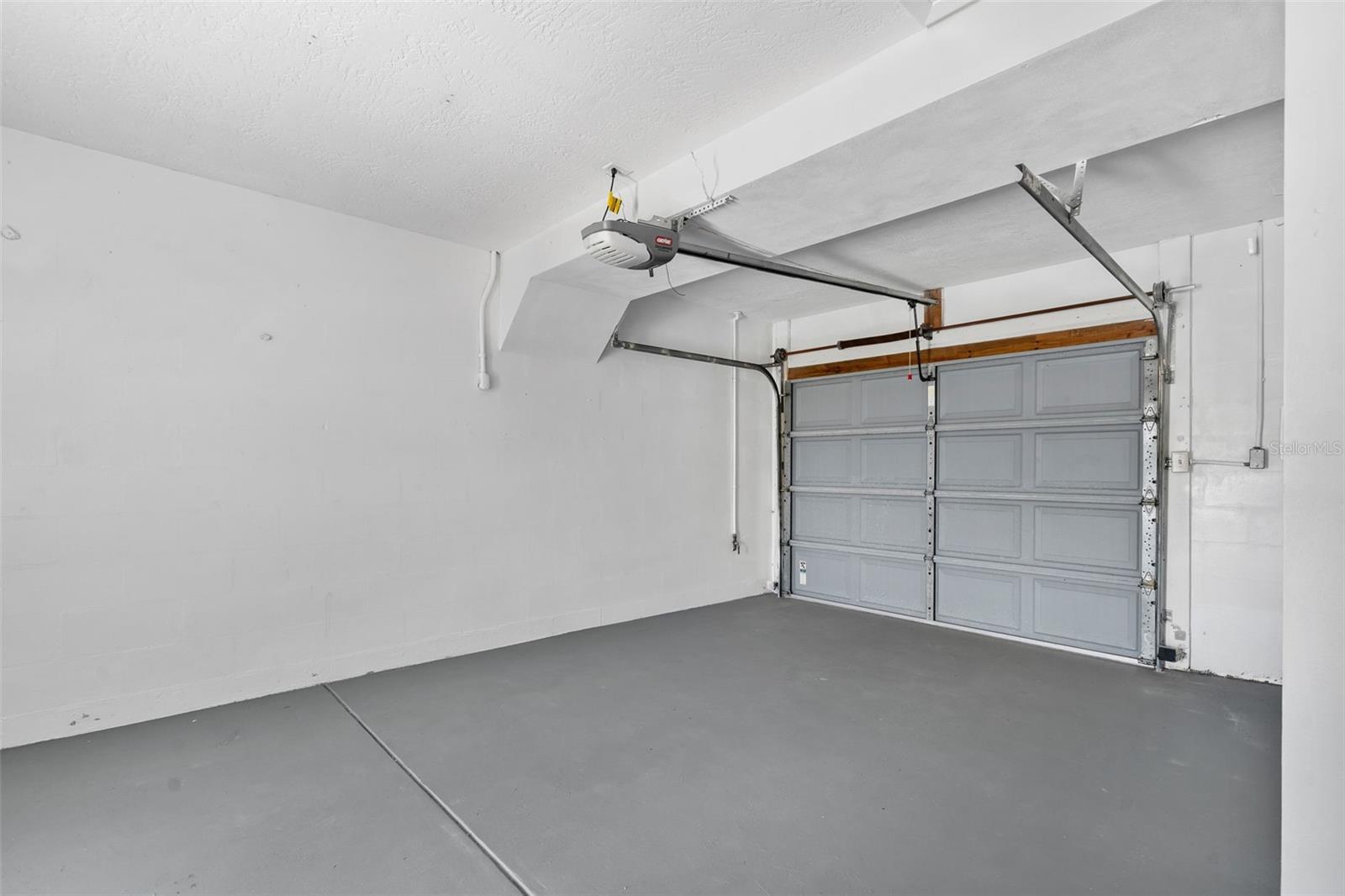 4608 ARLINGTON RD — photo 27