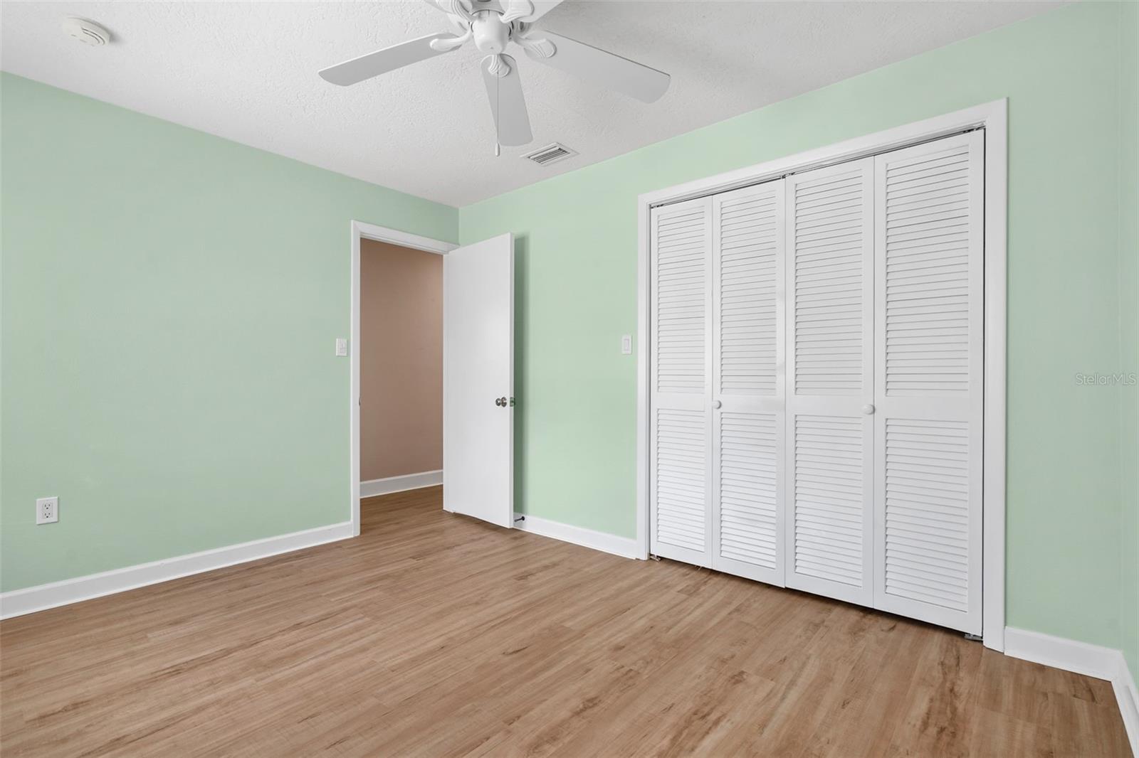 4608 ARLINGTON RD — photo 22