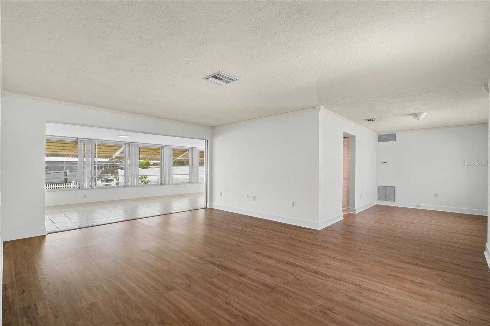 4608 ARLINGTON RD — photo 7