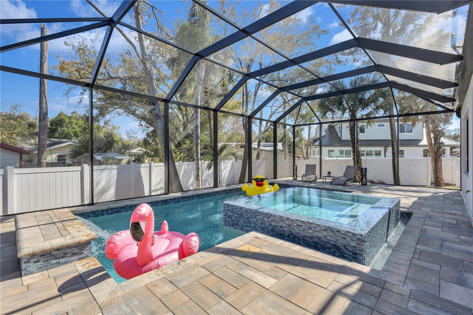 275 LIME CIR — photo 34