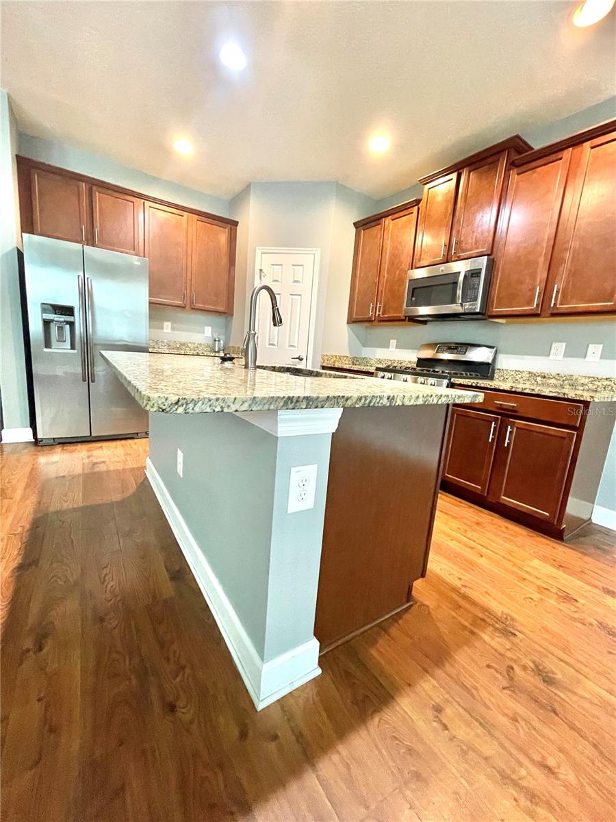 21648 SOUTHERN CHARM DR — photo 75