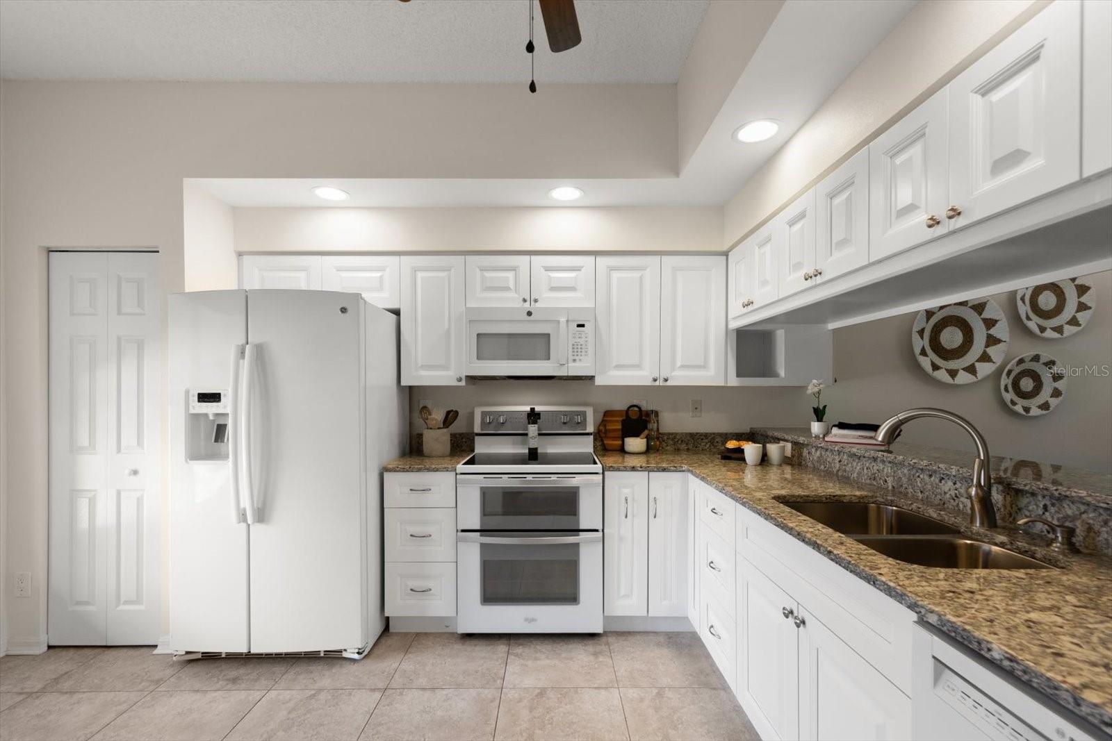 6330 99TH WAY N #14D — photo 9