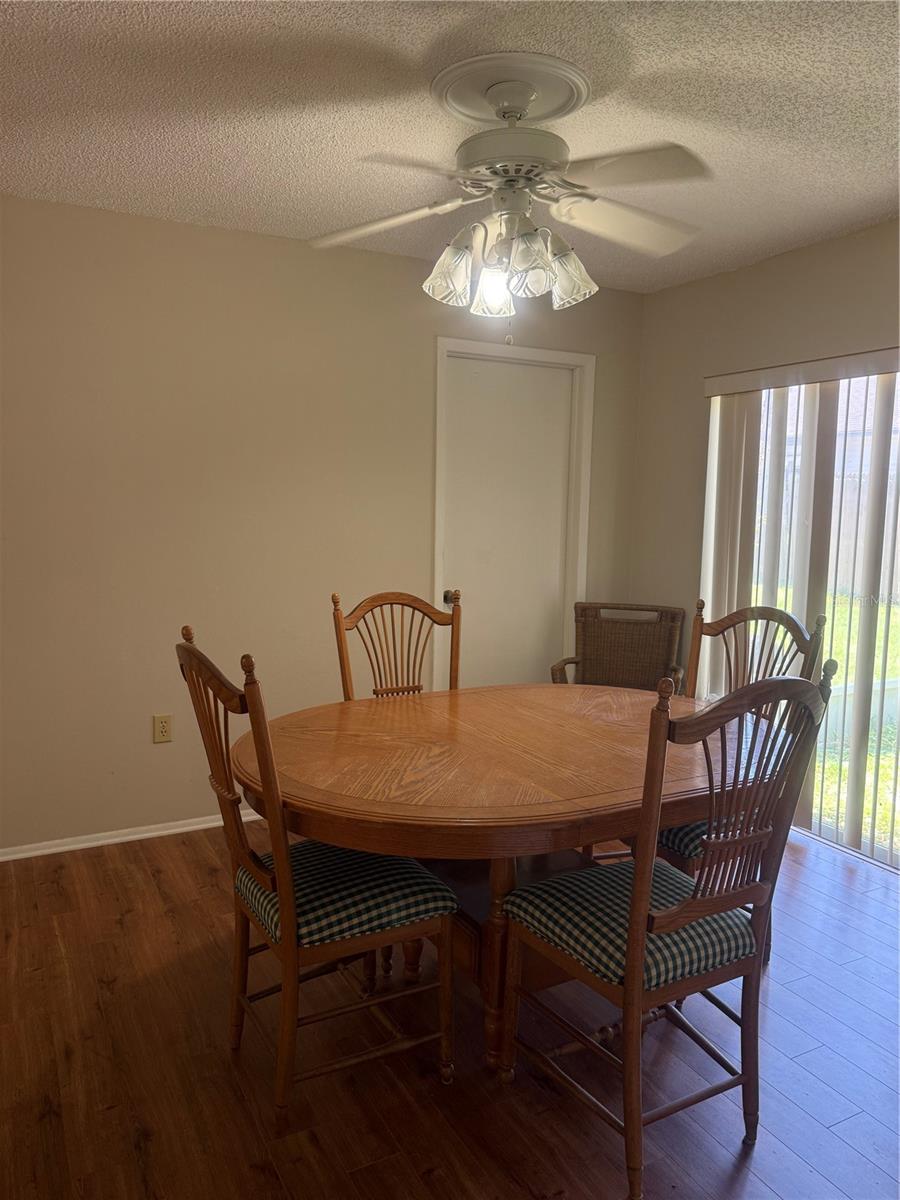 4238 PINEFIELD AVE — photo 7