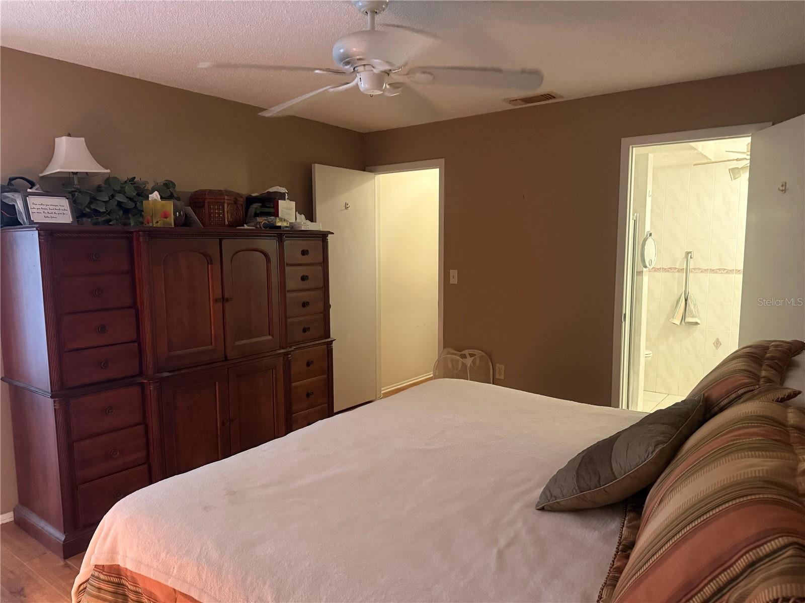4238 PINEFIELD AVE — photo 26