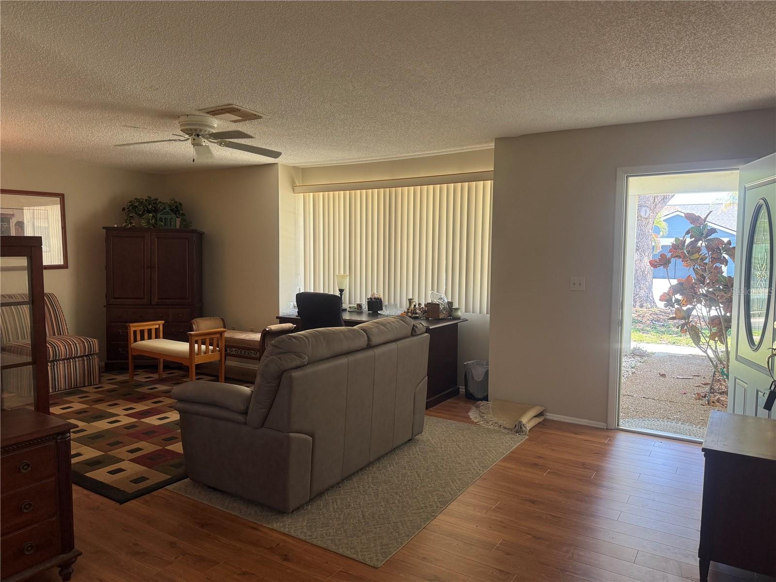 4238 PINEFIELD AVE — photo 37