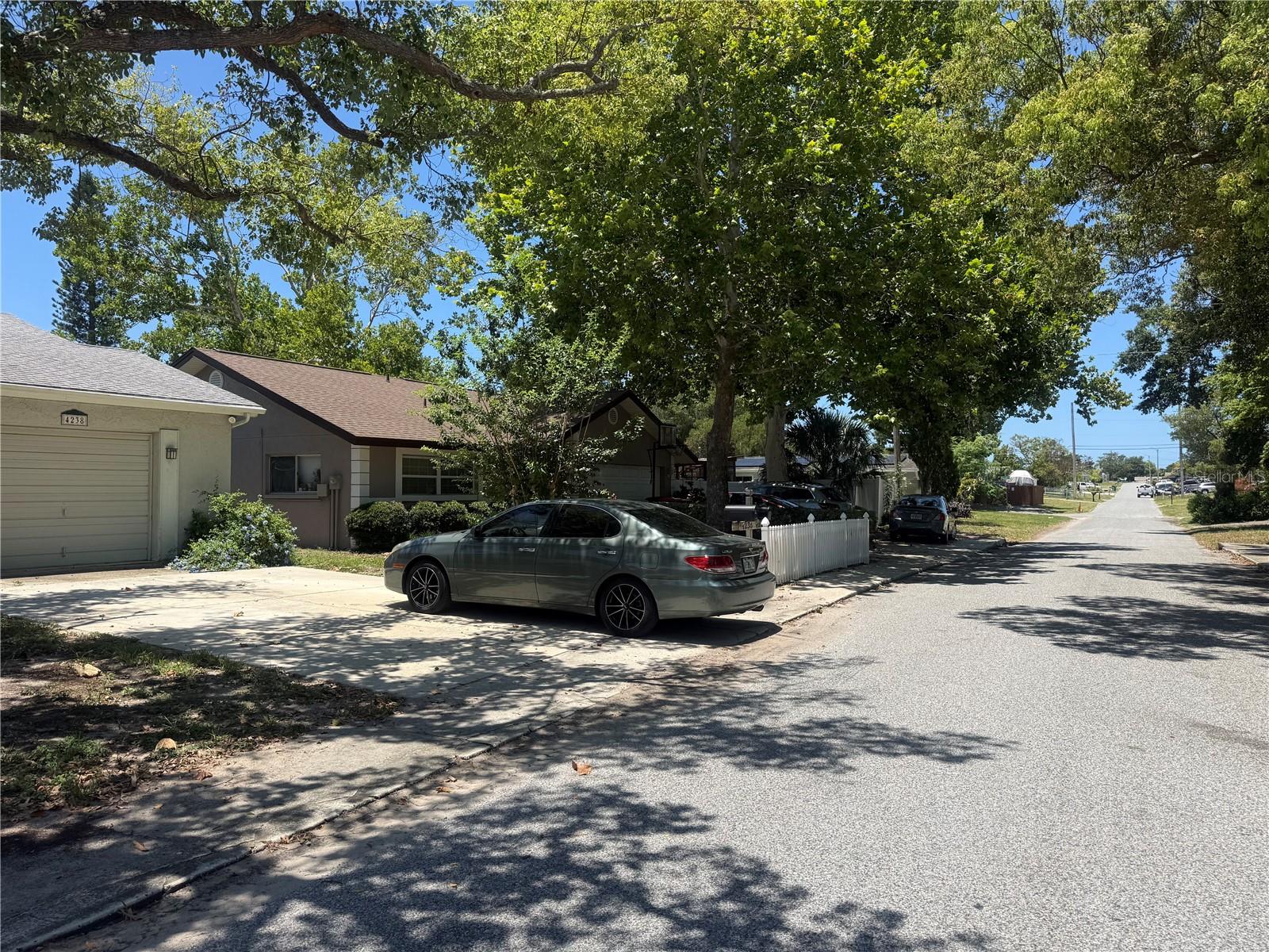 4238 PINEFIELD AVE — photo 59