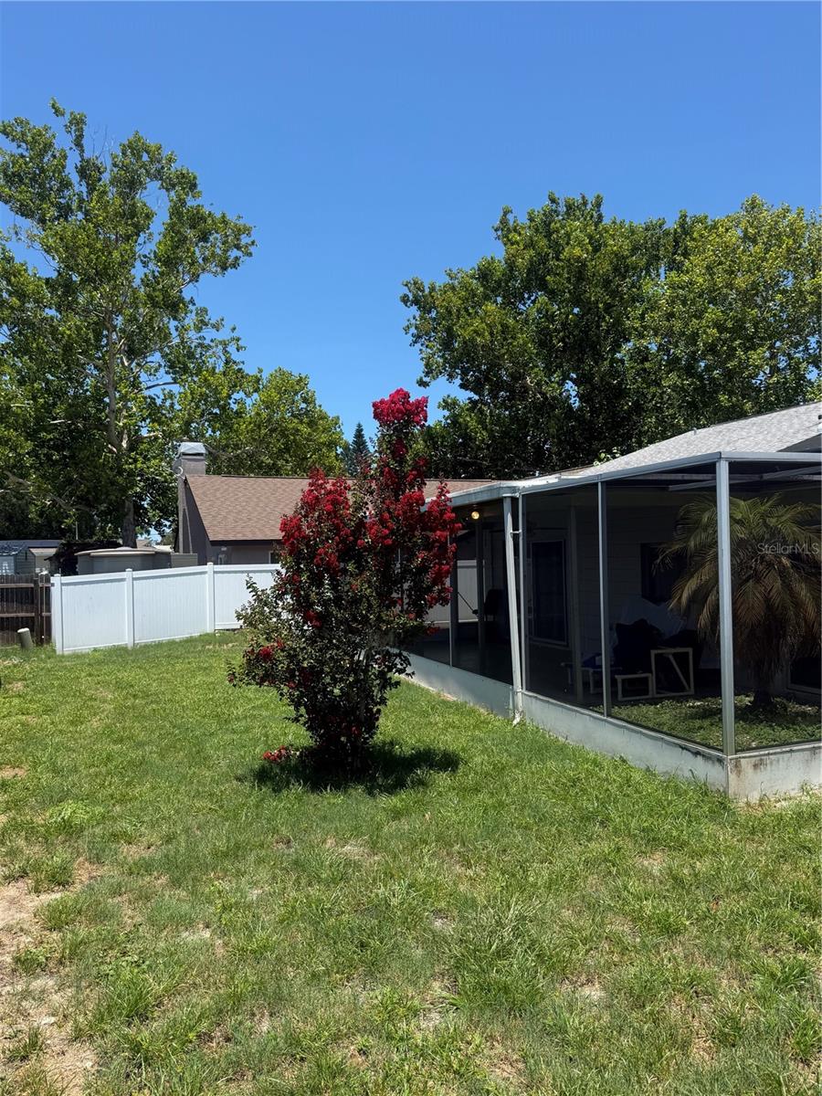 4238 PINEFIELD AVE — photo 49
