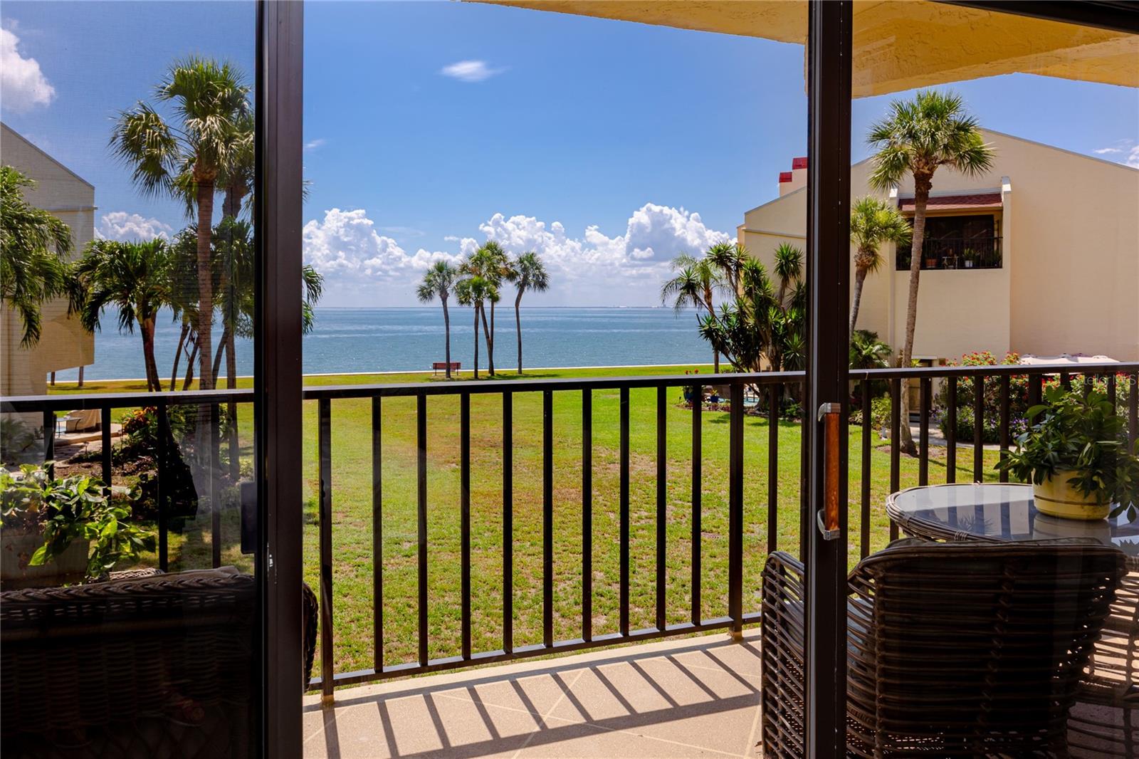 7530 SUNSHINE SKYWAY LN S #115 — photo 9
