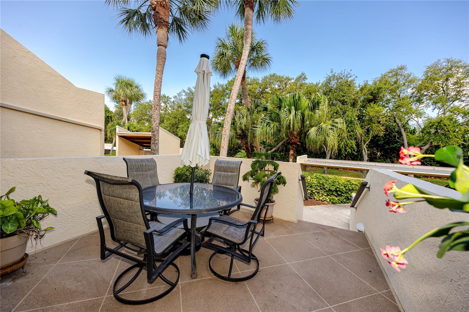 7530 SUNSHINE SKYWAY LN S #115 — photo 25