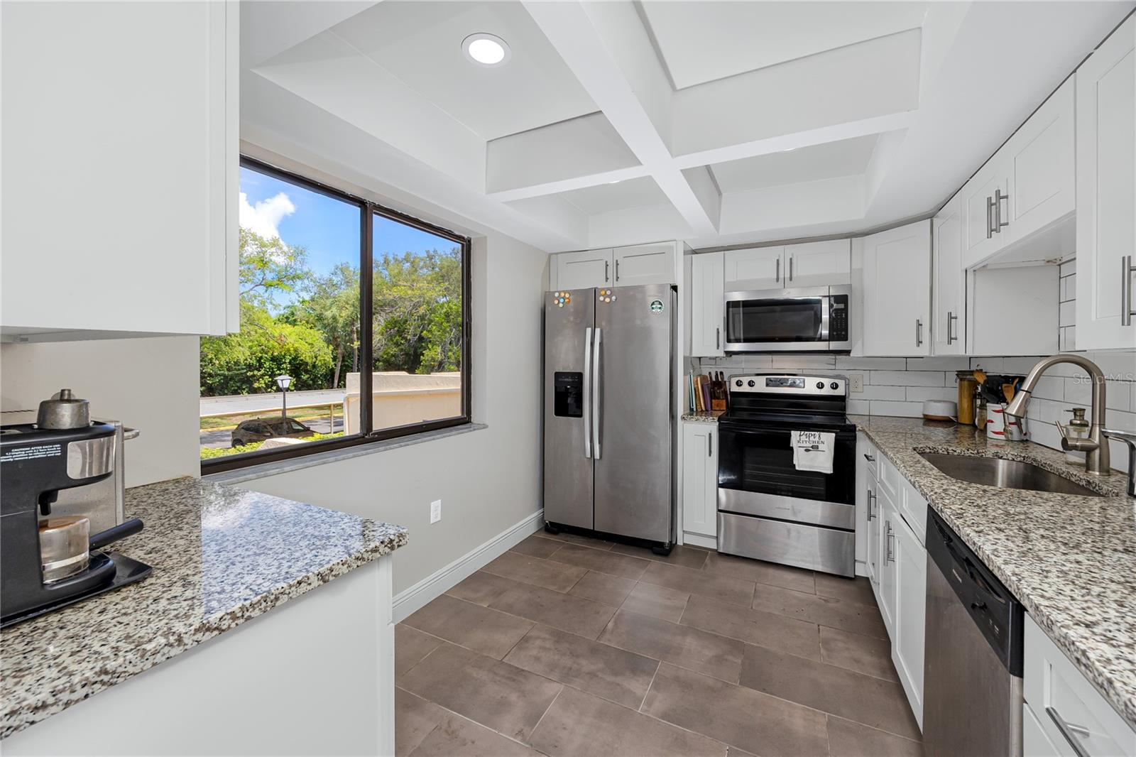 7530 SUNSHINE SKYWAY LN S #115 — photo 10
