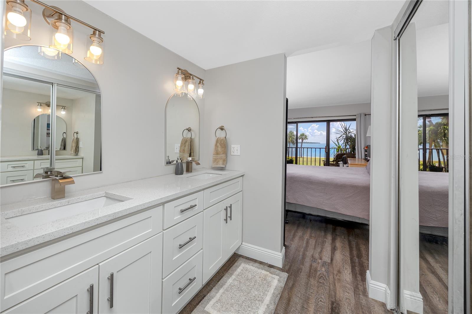 7530 SUNSHINE SKYWAY LN S #115 — photo 19