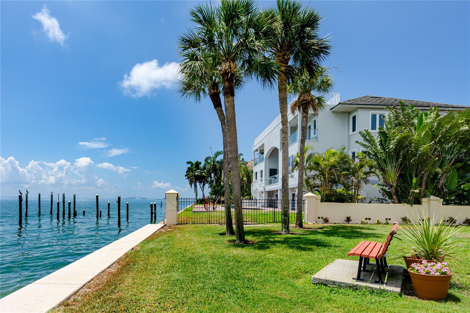 7530 SUNSHINE SKYWAY LN S #115 — photo 31