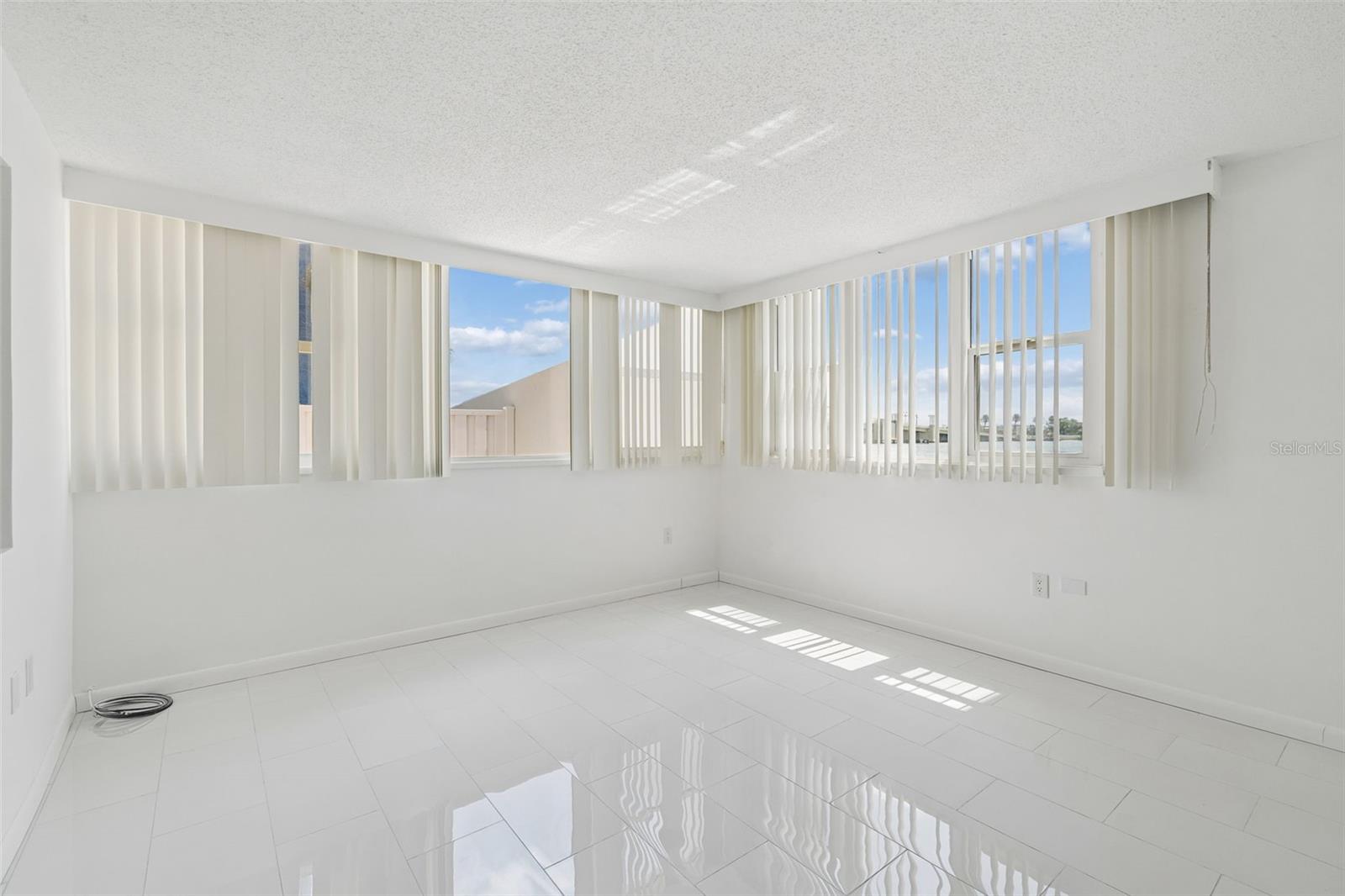 450 TREASURE ISLAND CSWY #106 — photo 48