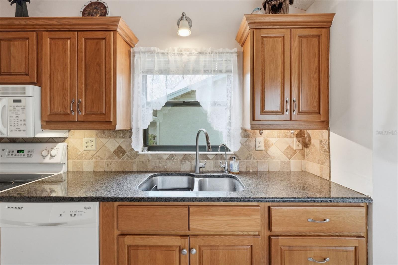 3254 LORI LN — photo 14
