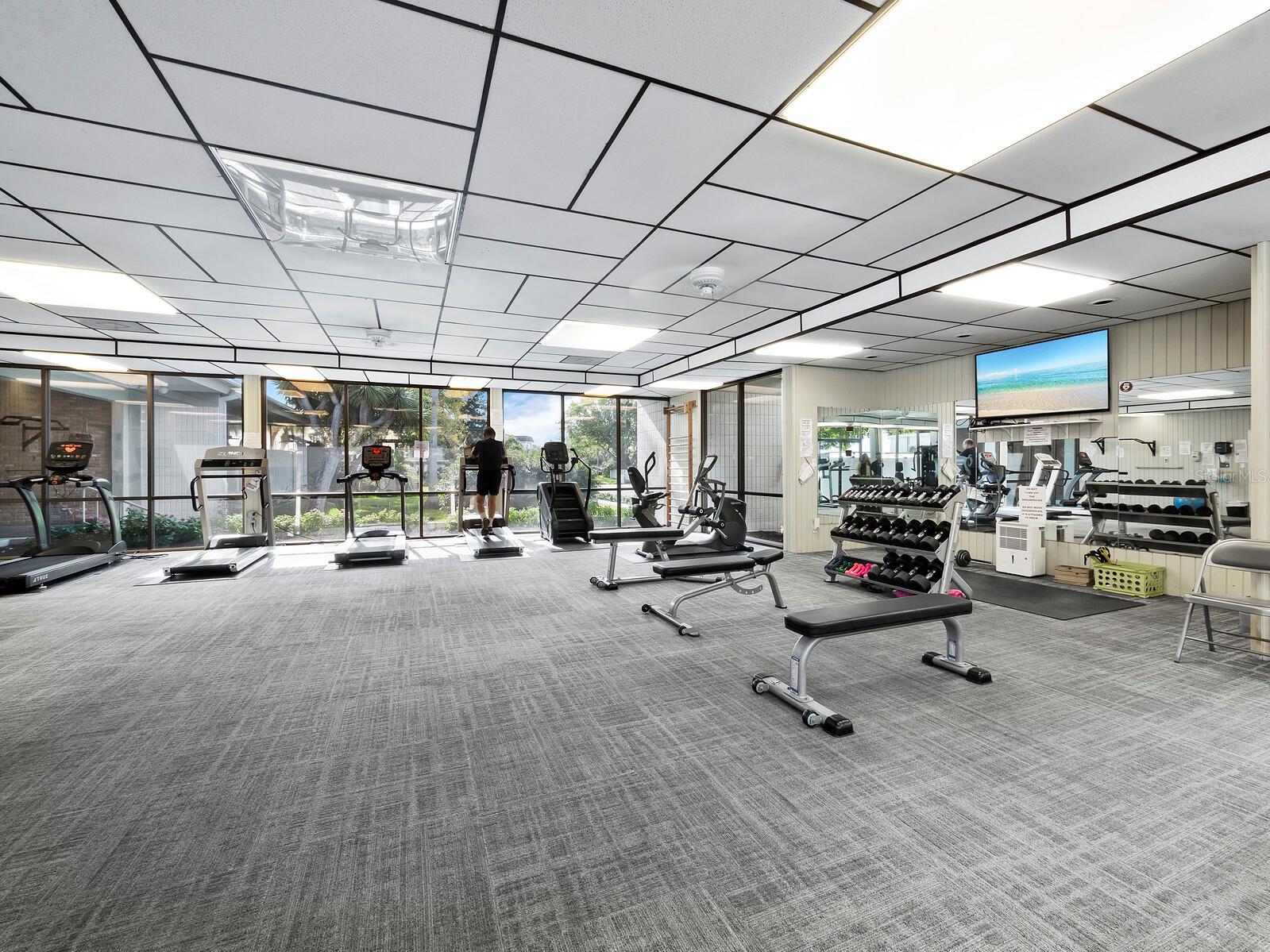 4350 CHATHAM DR #105 — photo 44