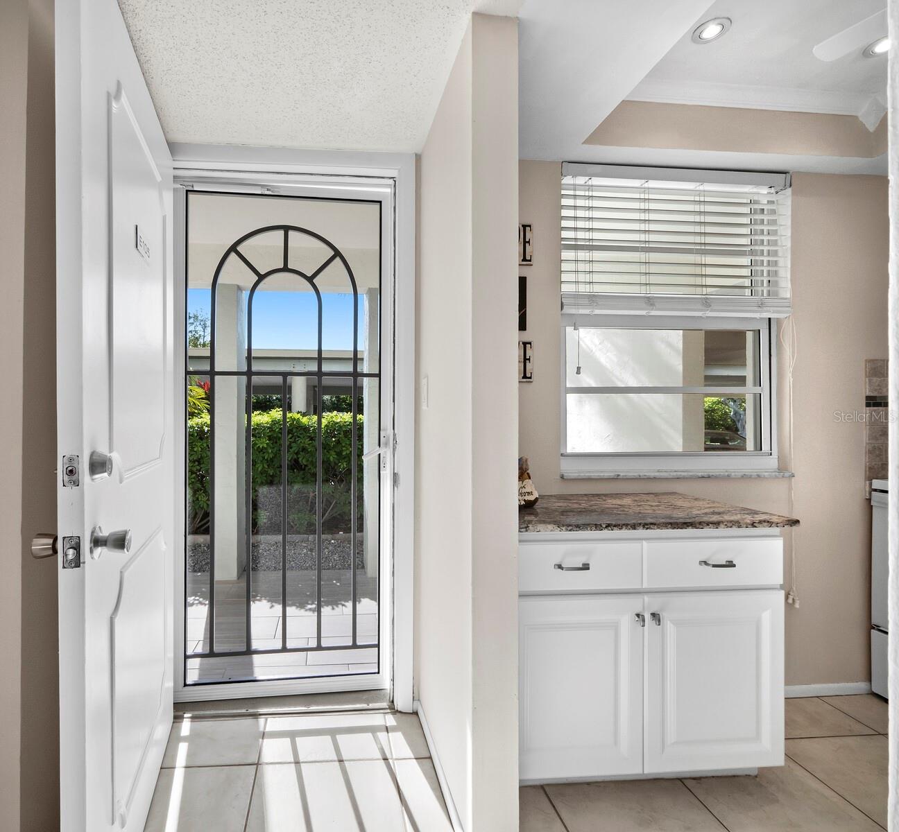 4350 CHATHAM DR #105 — photo 13