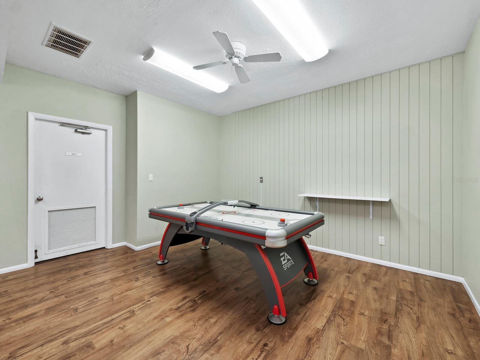 4350 CHATHAM DR #105 — photo 43