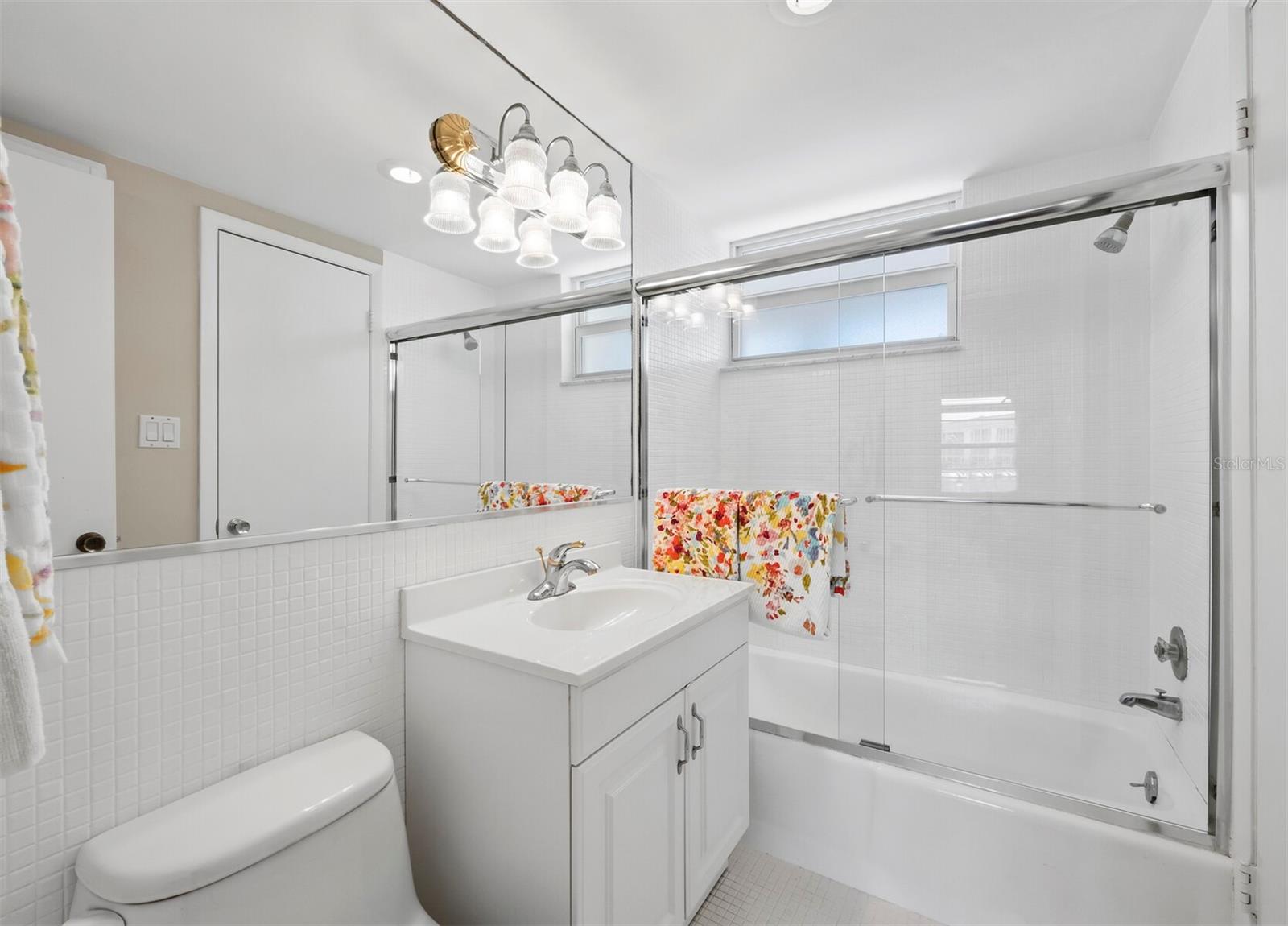 4350 CHATHAM DR #105 — photo 27