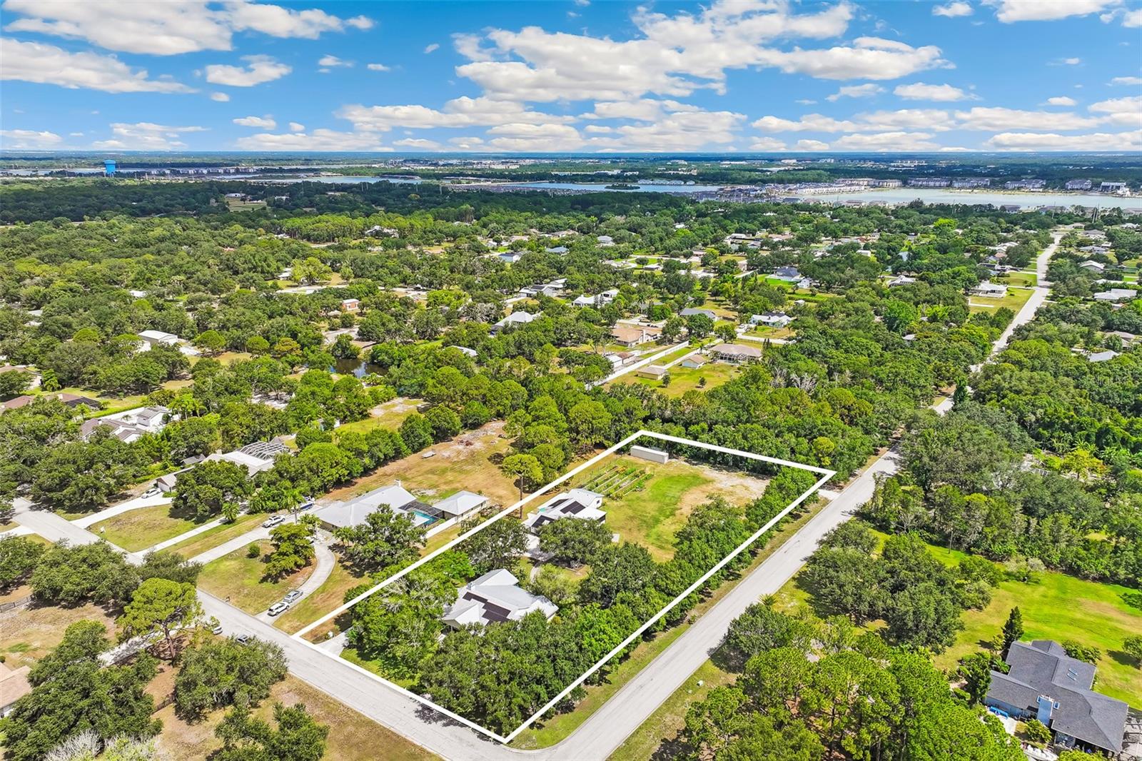 7565 CASTLE DR — photo 57