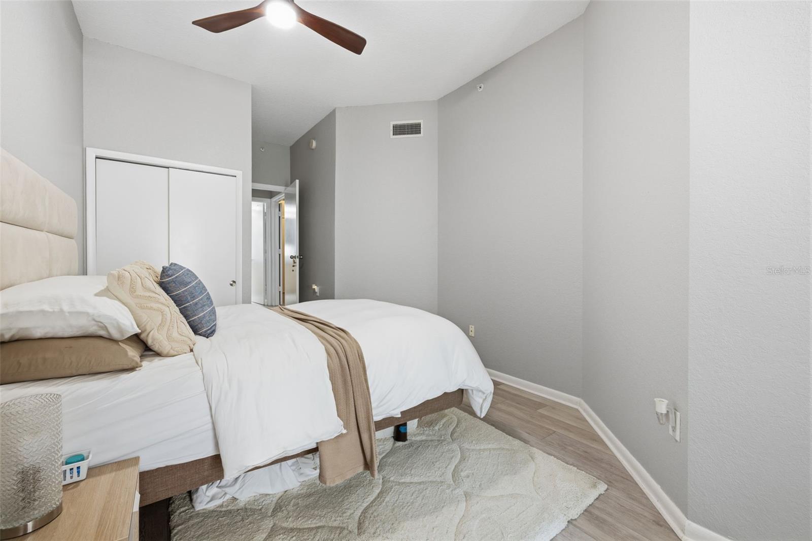 520 S ARMENIA AVE #1239A — photo 16