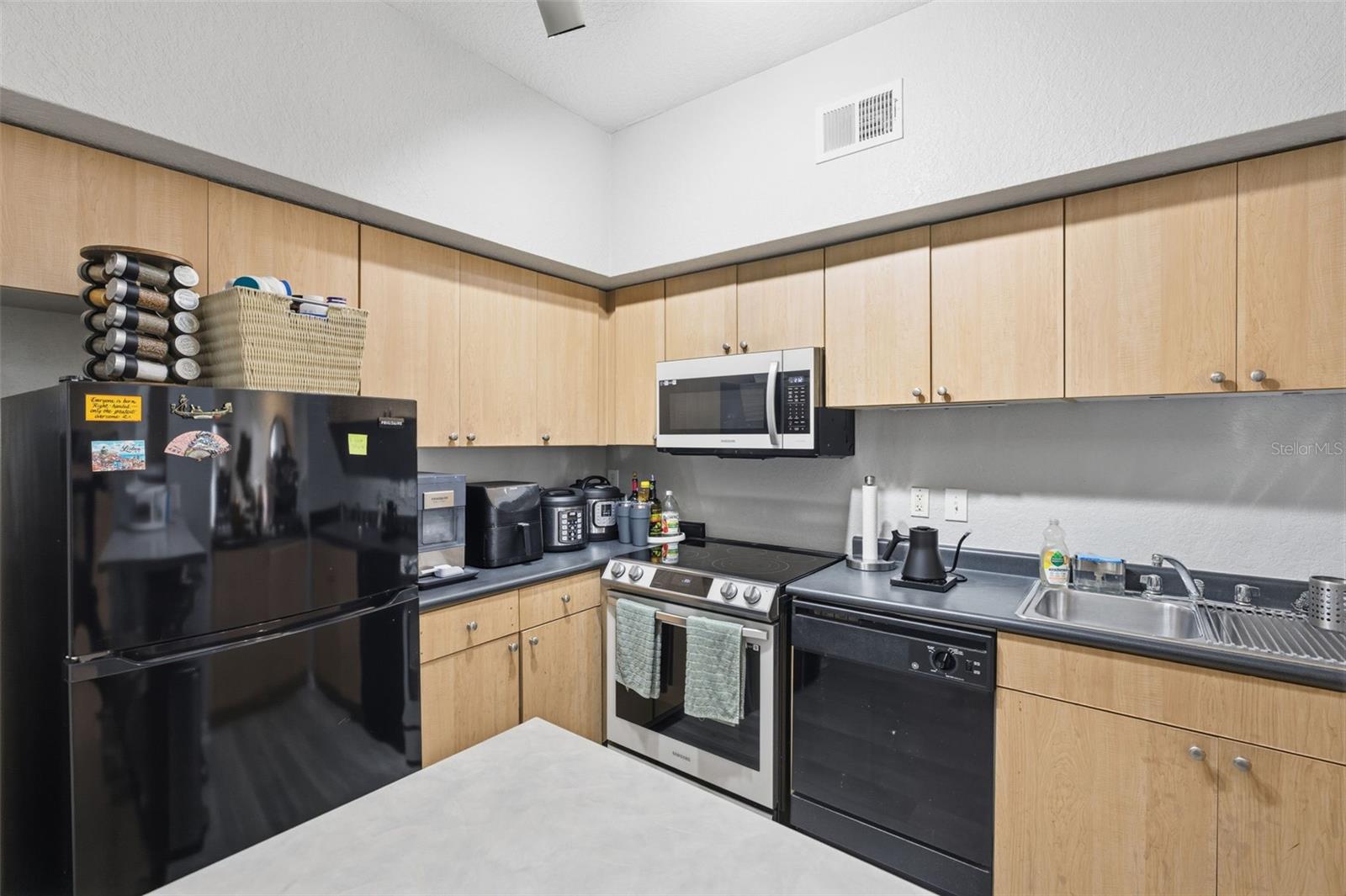 520 S ARMENIA AVE #1239A — photo 5