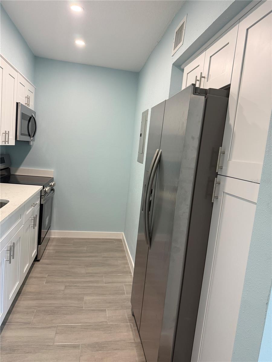 171 MEDALLION BLVD #B — photo 19