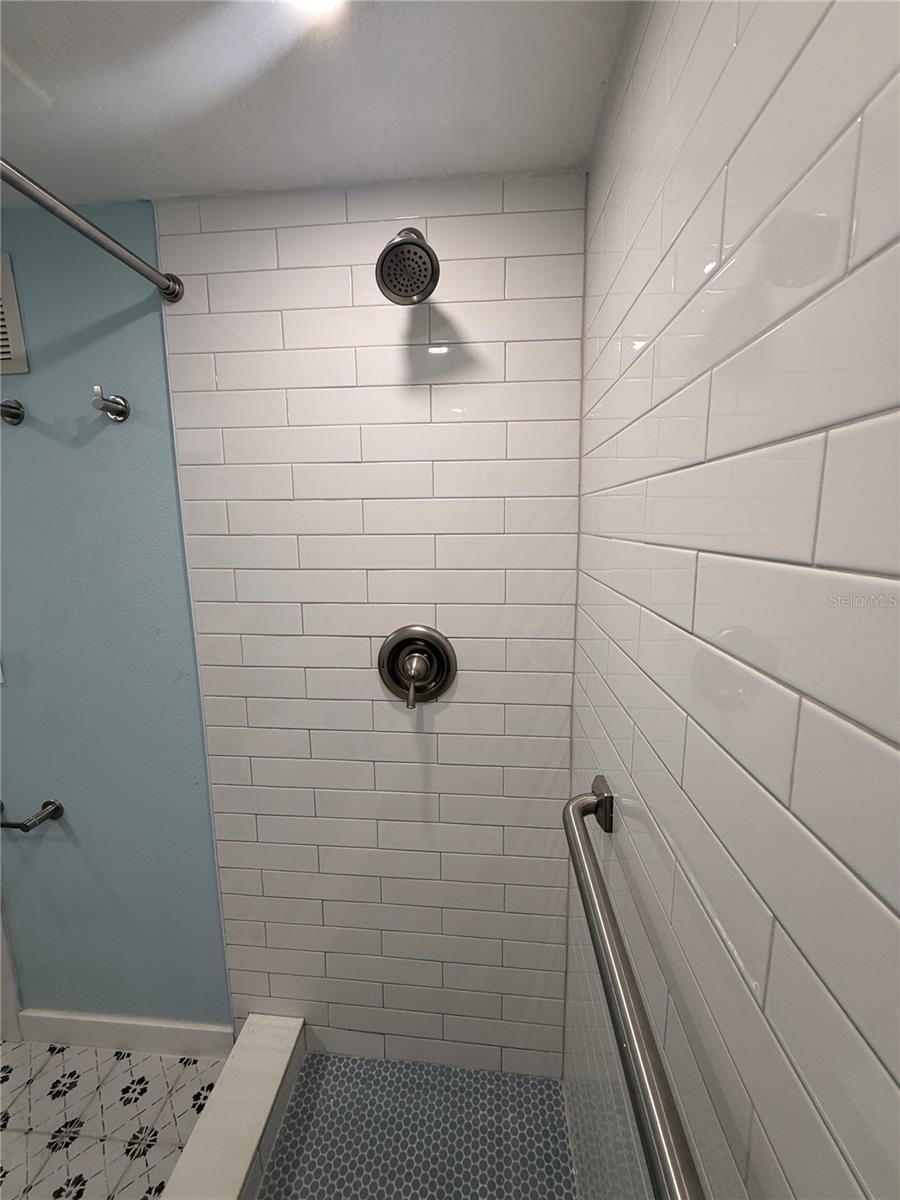 171 MEDALLION BLVD #B — photo 15