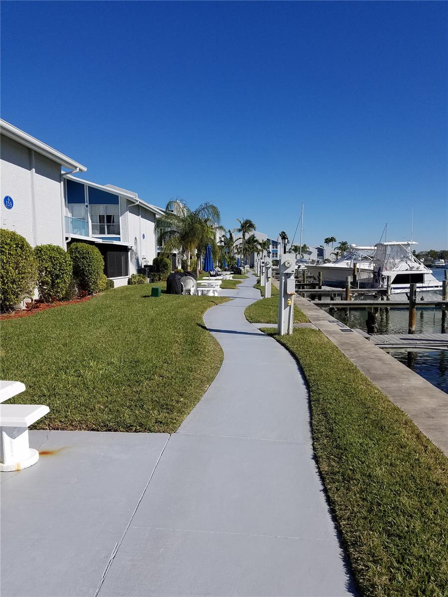 171 MEDALLION BLVD #B — photo 8