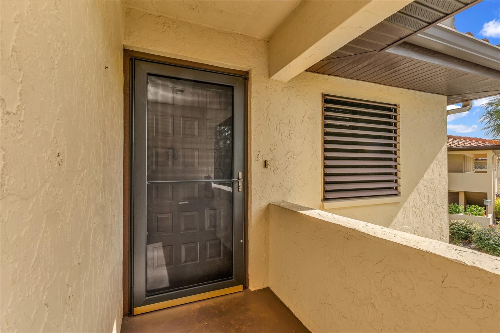 5221 LAKE VILLAGE DR #24 — photo 4