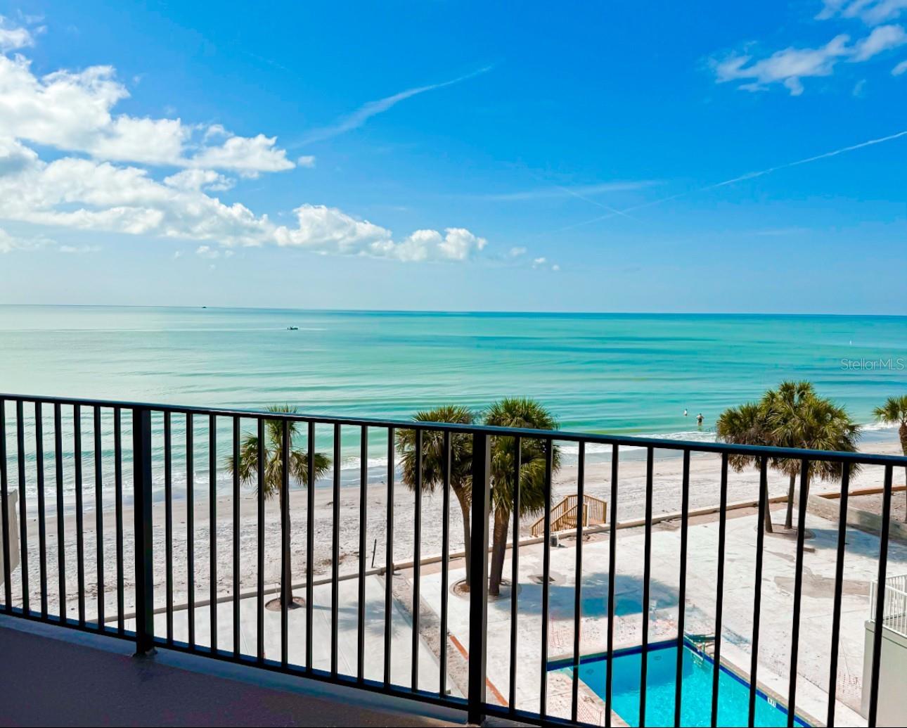 16330 GULF BLVD #306 — photo 4