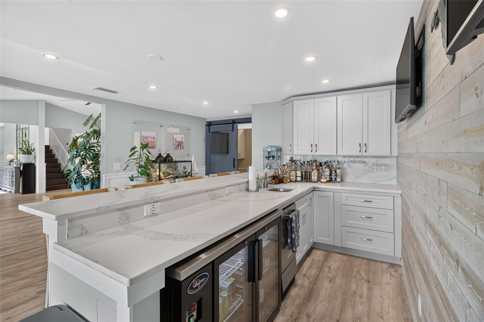 503 JOHNS PASS AVE — photo 20