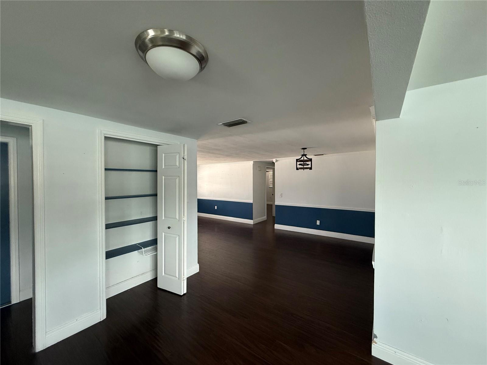 5240 SCHOOL RD — photo 4