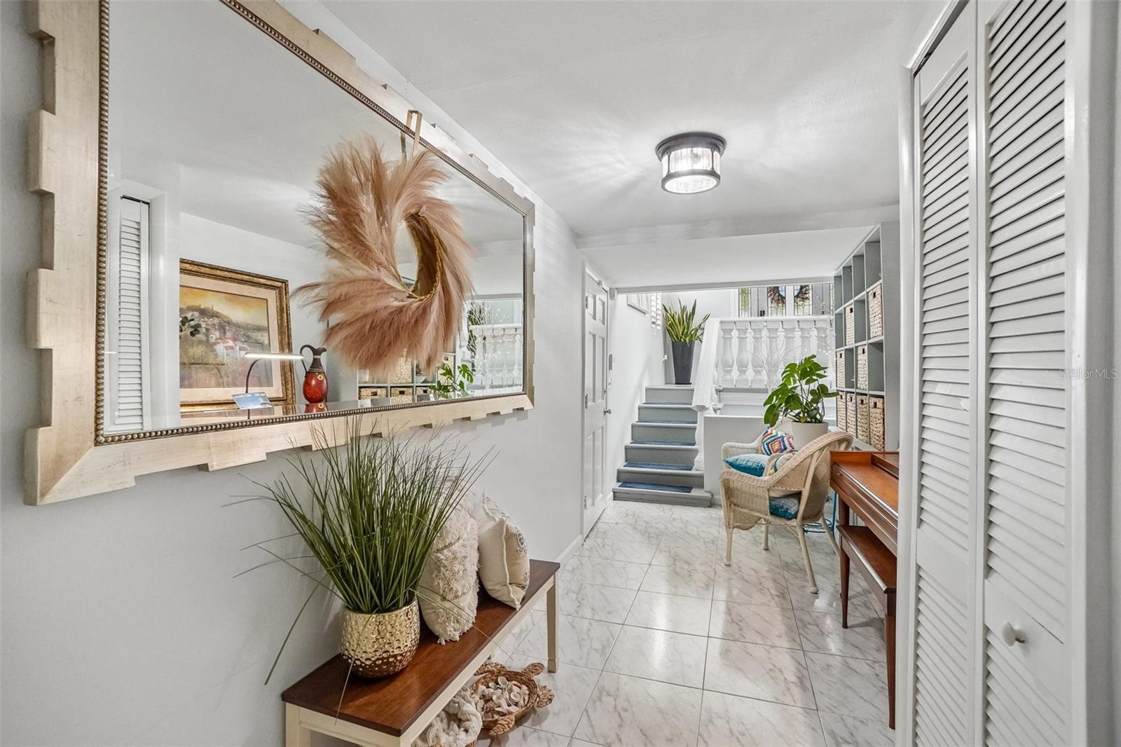 1204 E PARK CIR — photo 35
