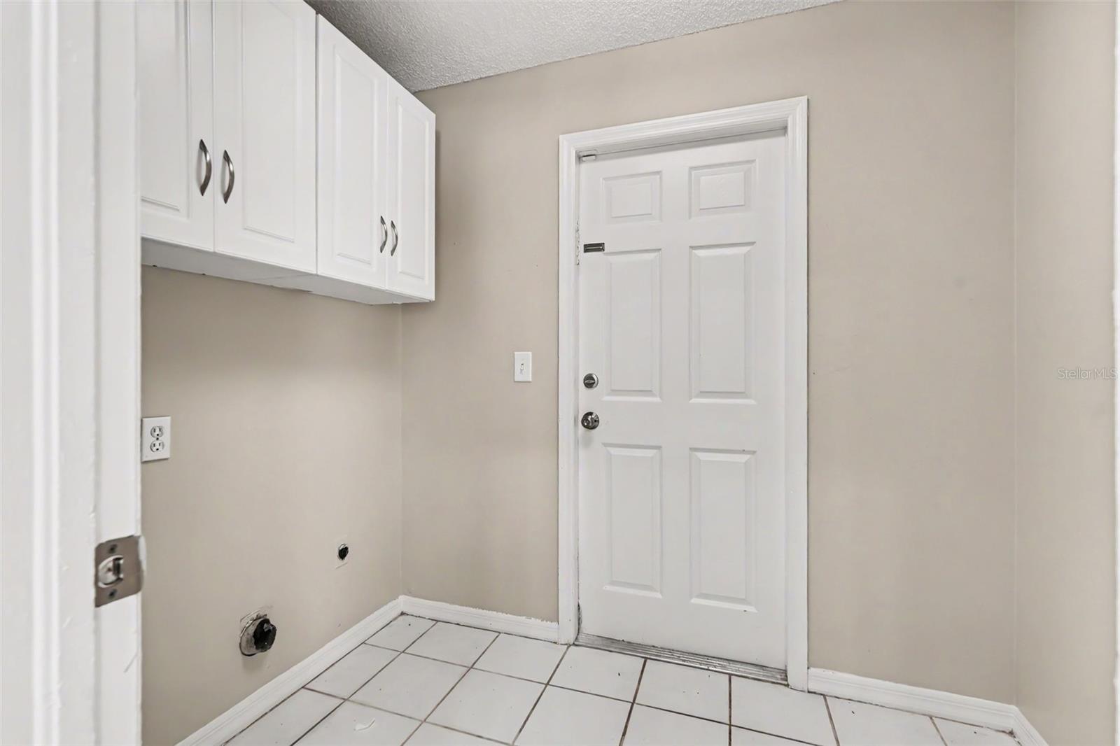 2909 STARMOUNT DR — photo 24