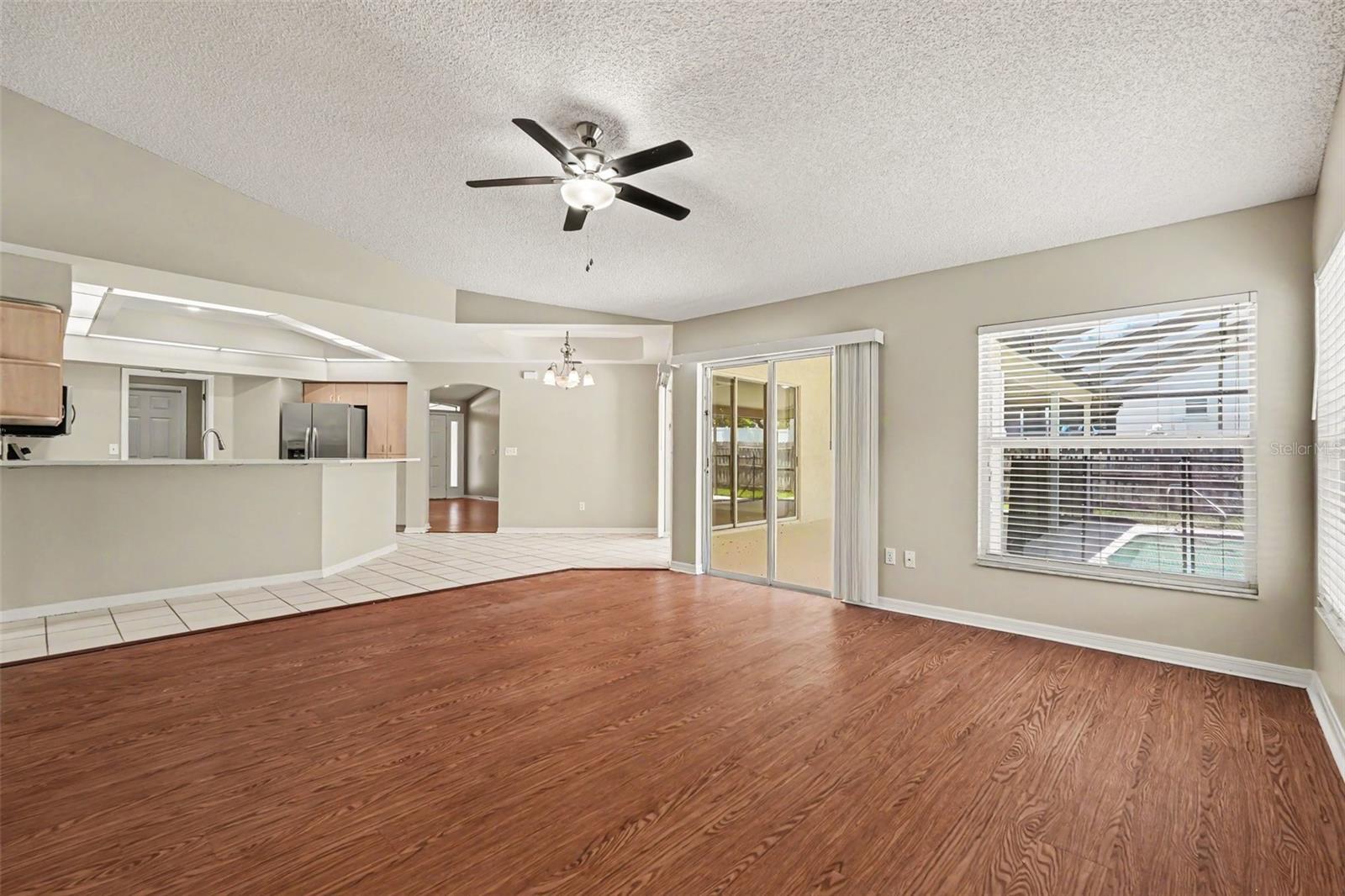 2909 STARMOUNT DR — photo 8