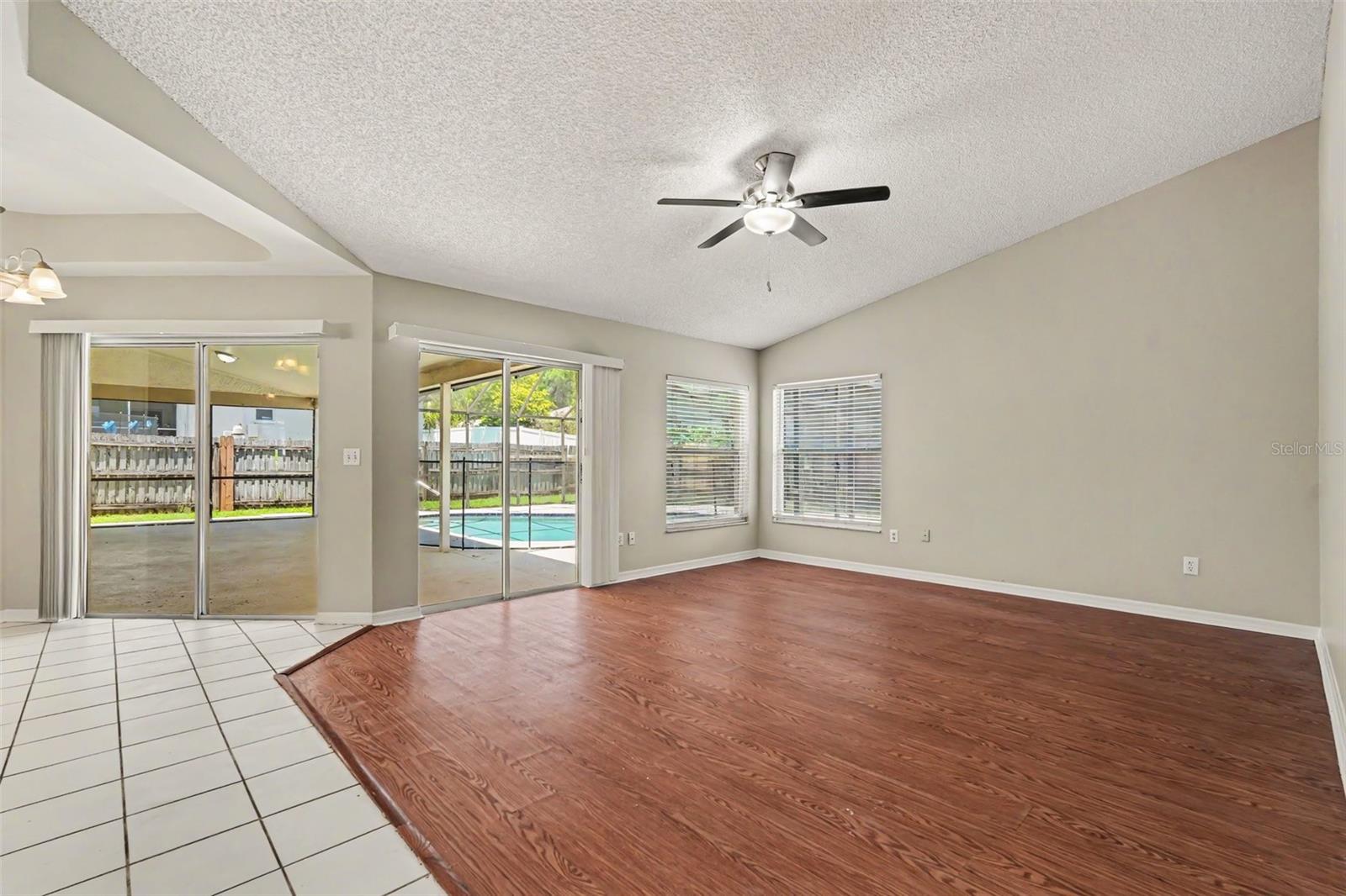 2909 STARMOUNT DR — photo 10