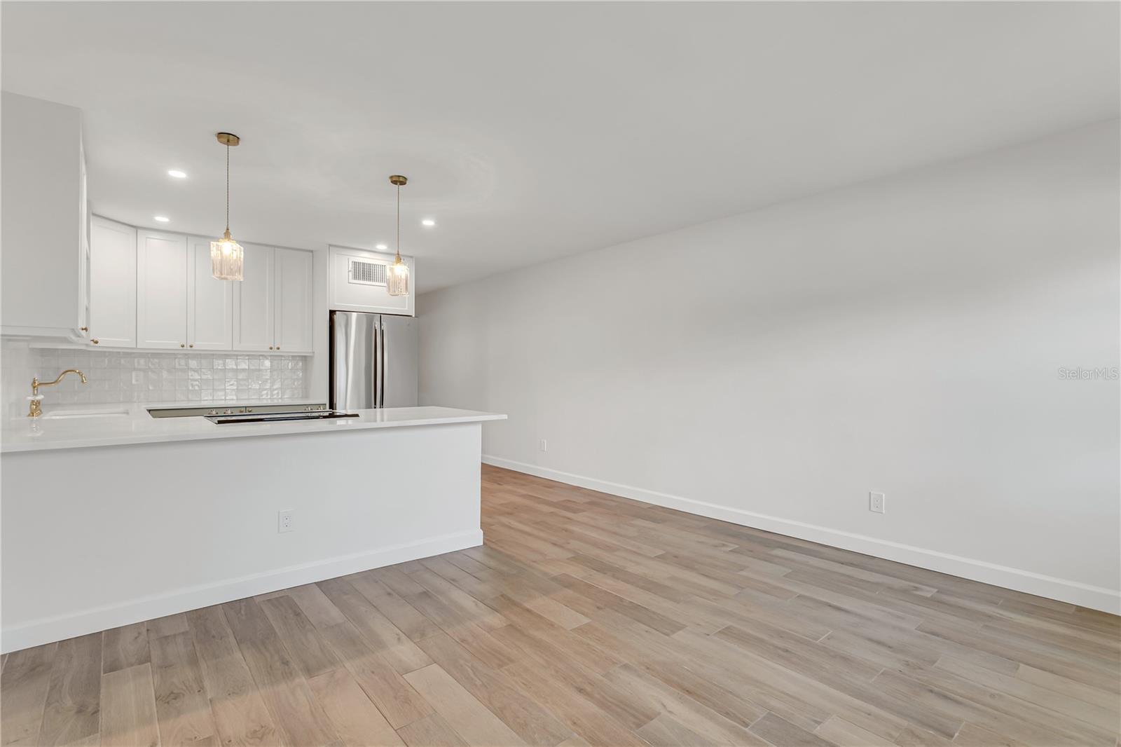 216 36TH AVE N #202B — photo 4
