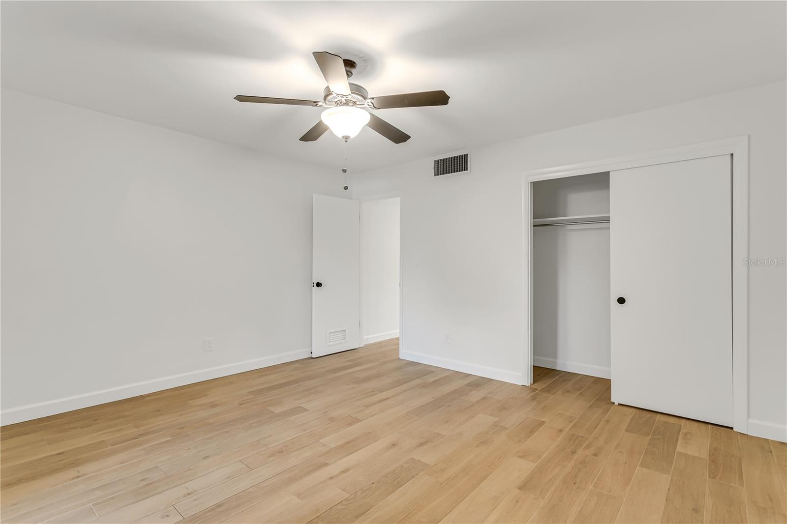 216 36TH AVE N #202B — photo 20