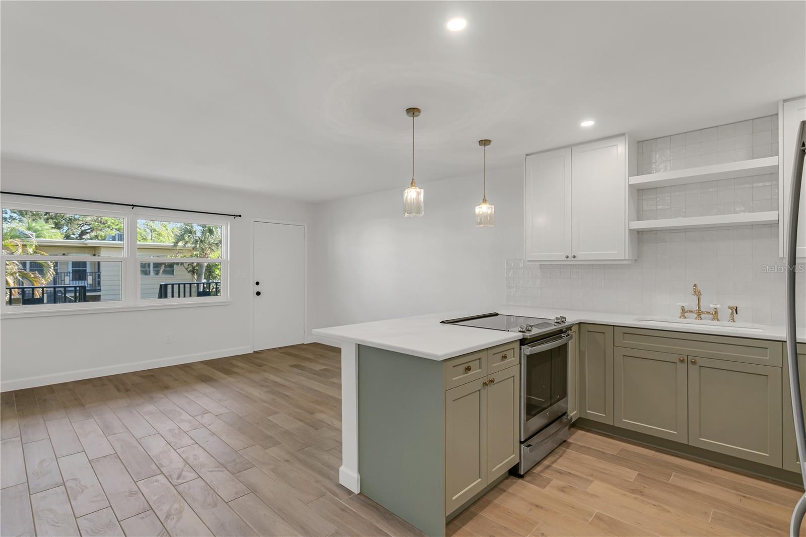 216 36TH AVE N #202B — photo 15