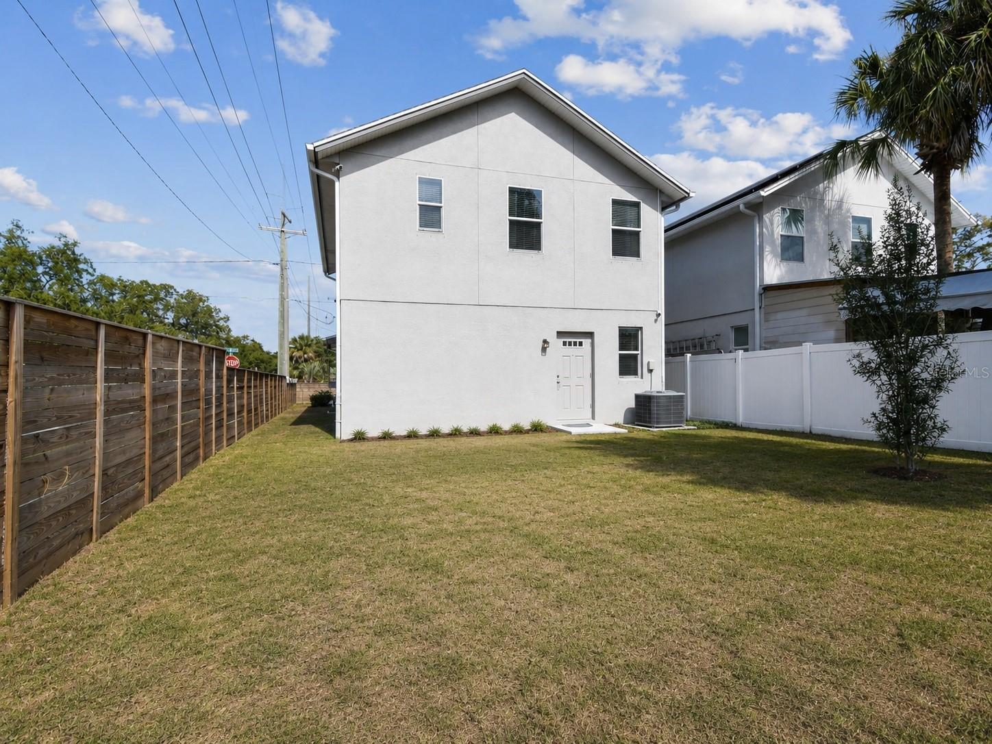 2601 E LAKE AVE #A — photo 34