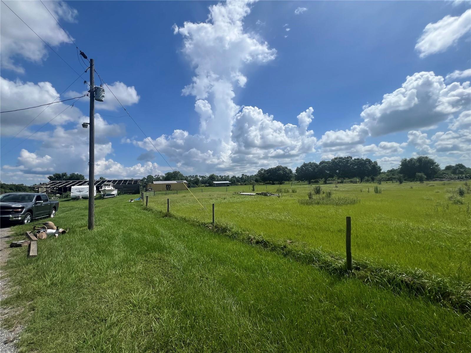 8755 WAUCHULA RD — photo 4