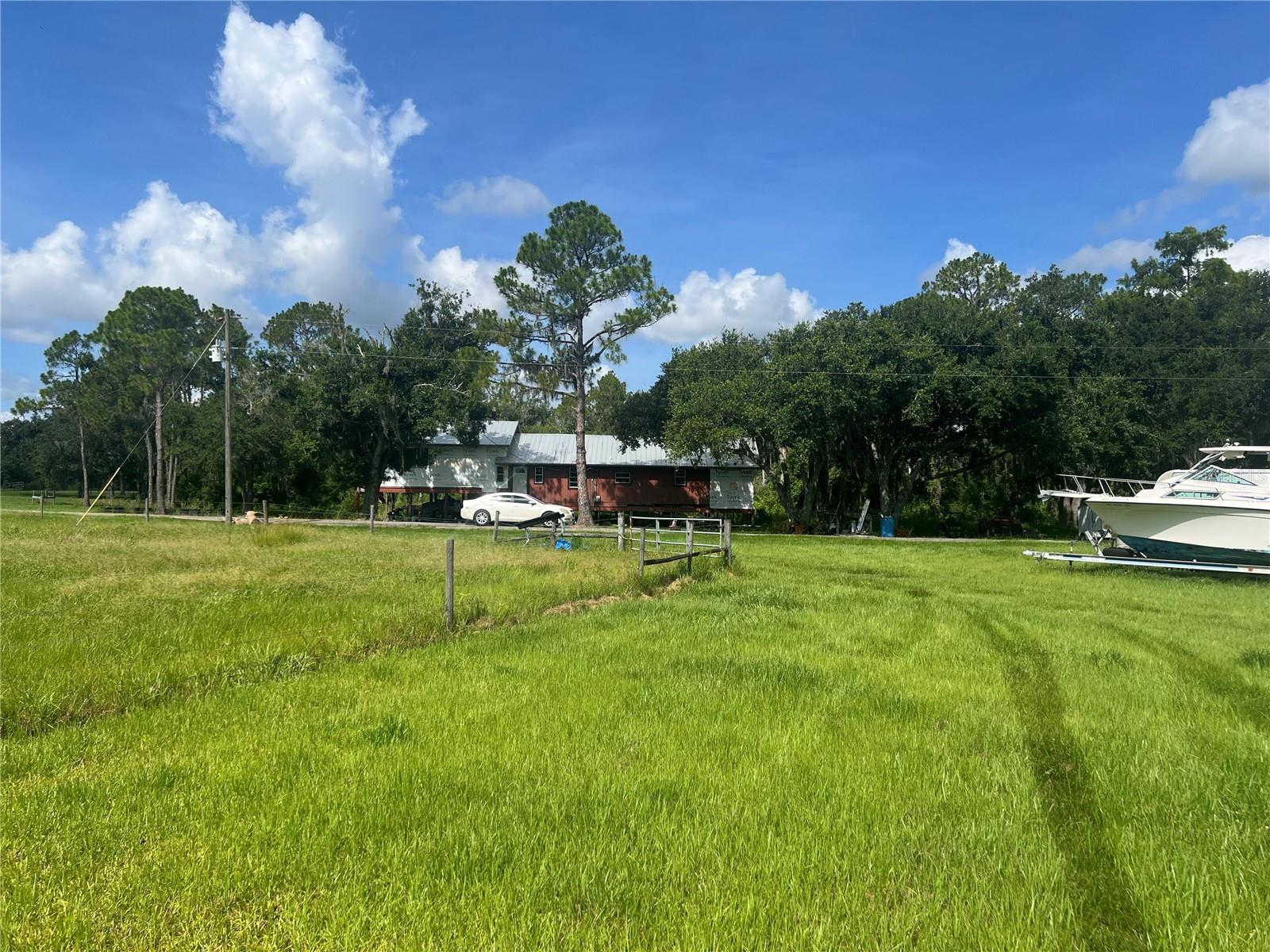 8755 WAUCHULA RD — photo 15